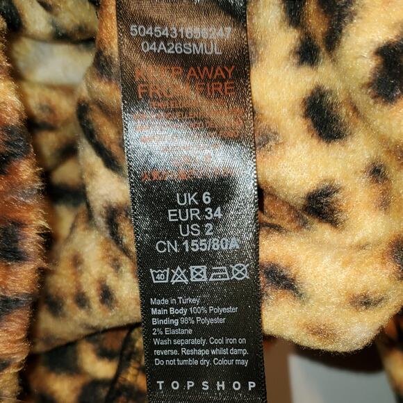 Topshop Leopard Print Cropped Fleece Pull Over Elastic Waist 1/4 Zip size 2 - Picture 6 of 6
